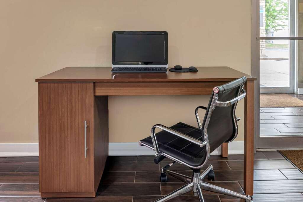 hotel image 13