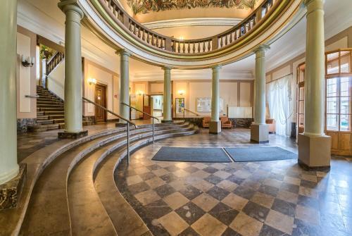 hotel image 9