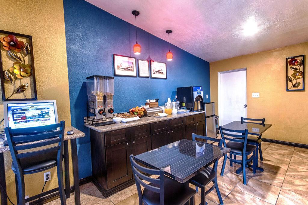 hotel image 11