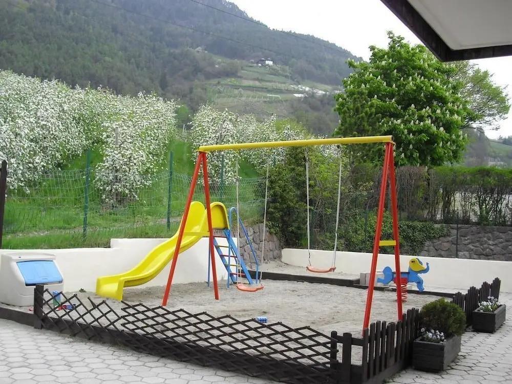 hotel image 10