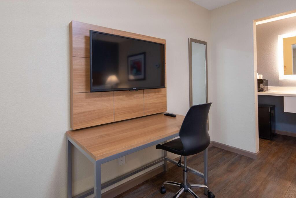 hotel image 9