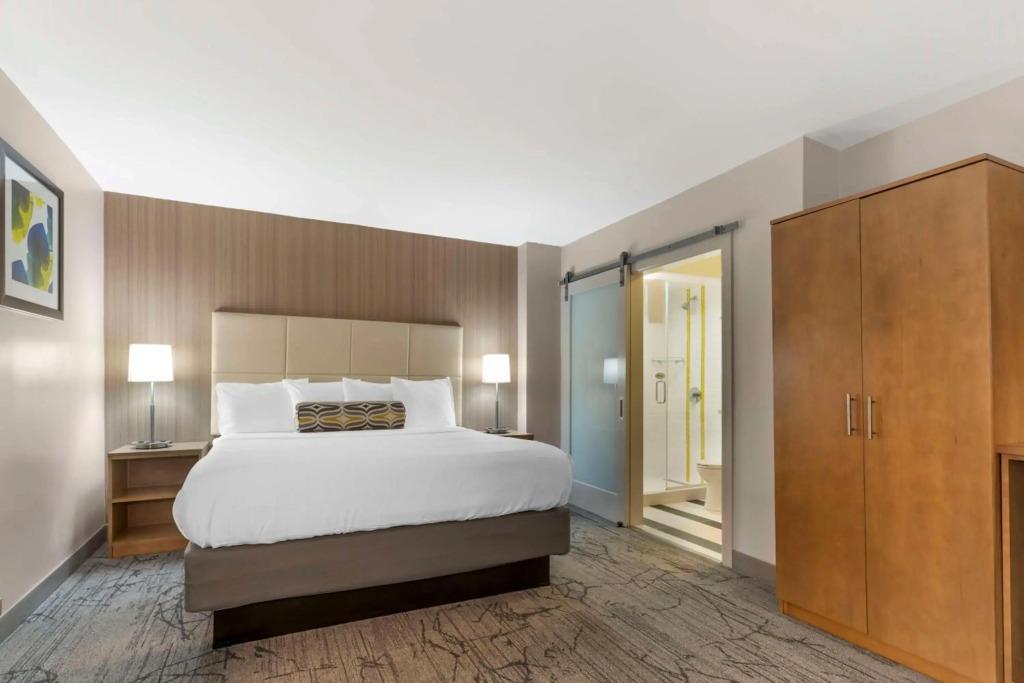 hotel image 10