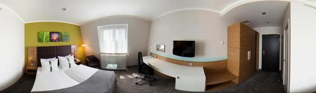 hotel image 18