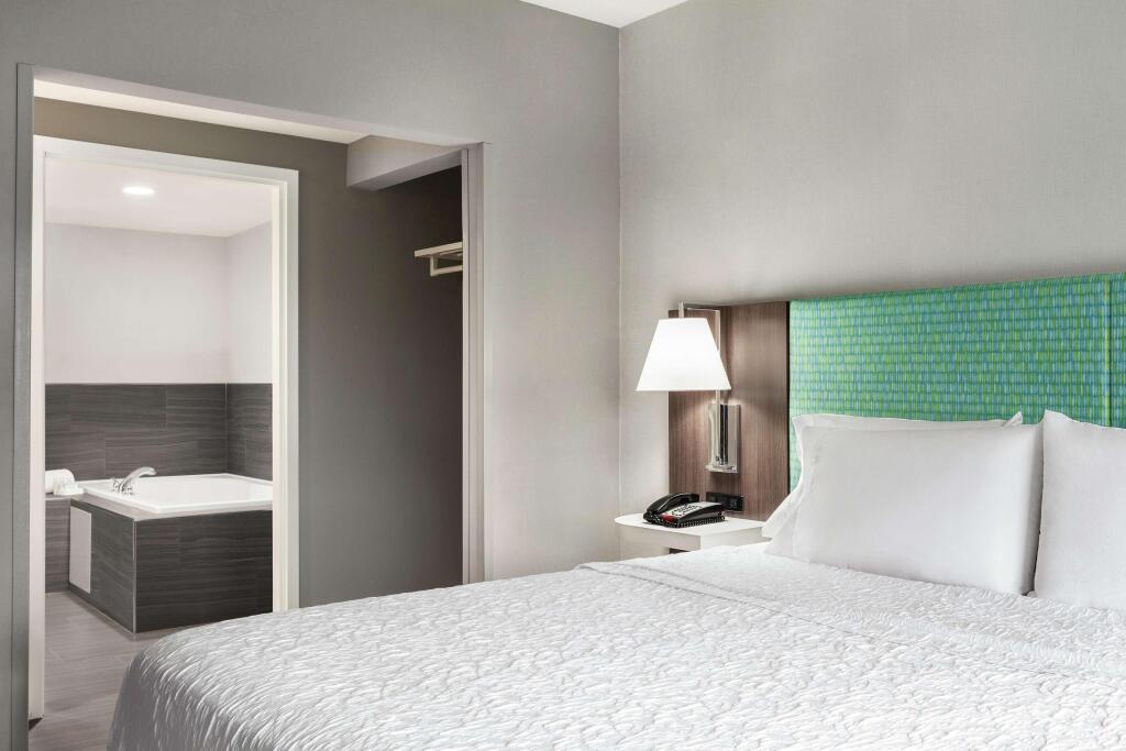 hotel image 16