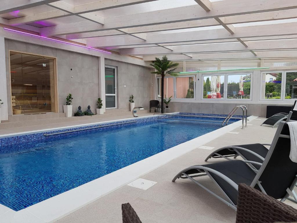 hotel image 8