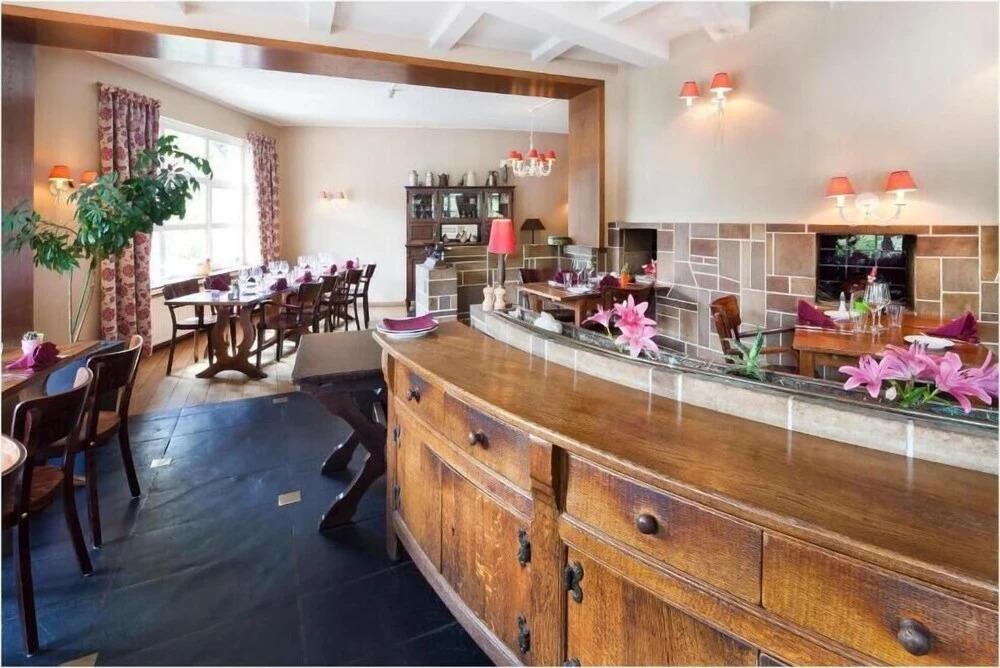 hotel image 13