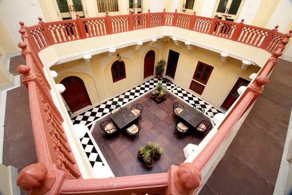 hotel image 16