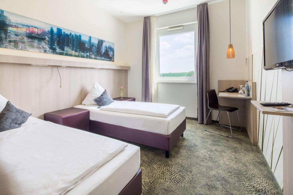 hotel image 12