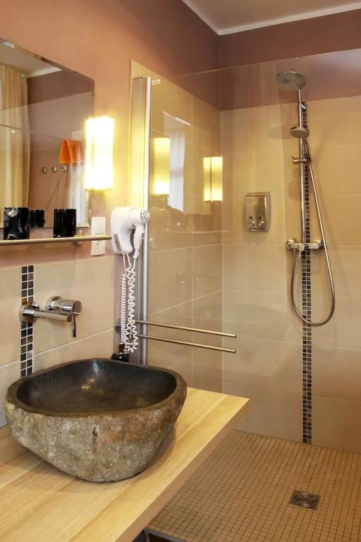 hotel image 13