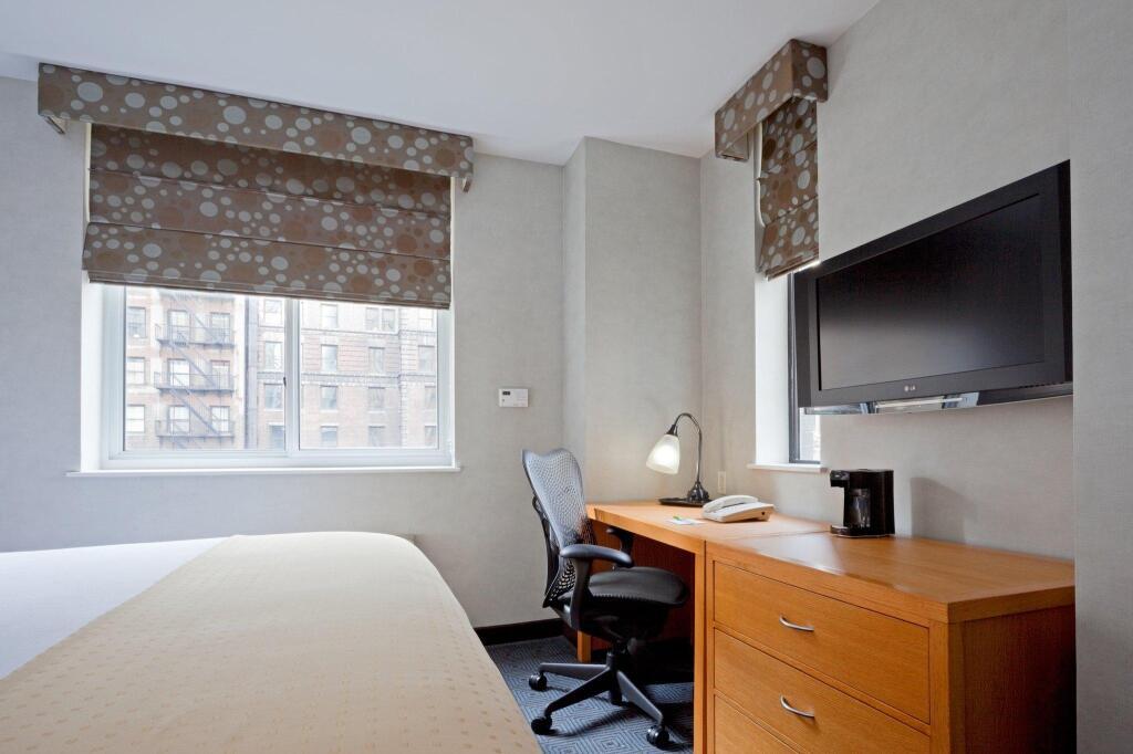 hotel image 11