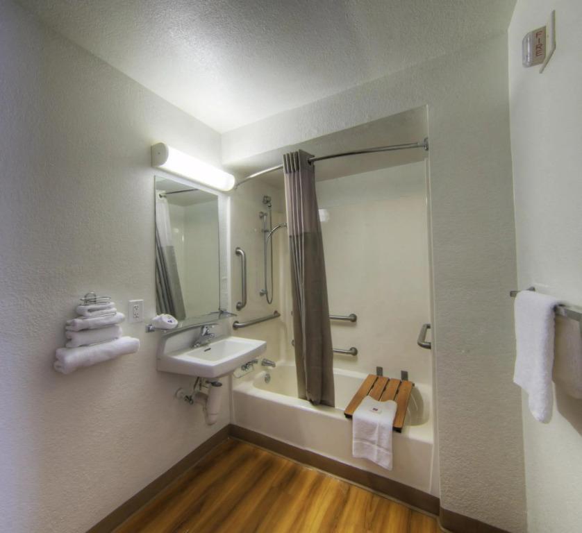 hotel image 10