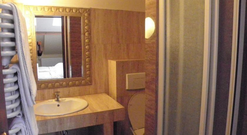 hotel image 16