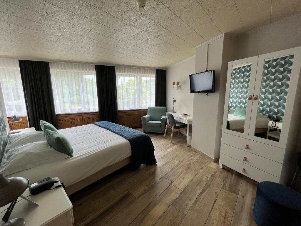 hotel image 8