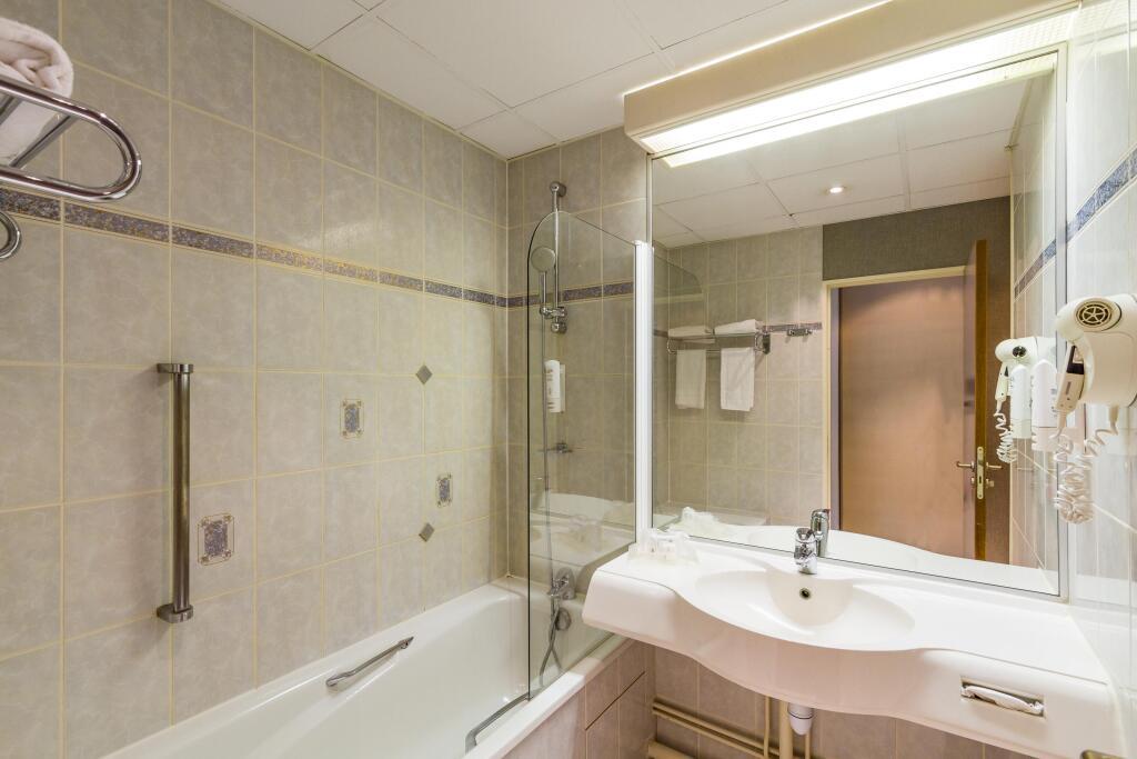hotel image 9