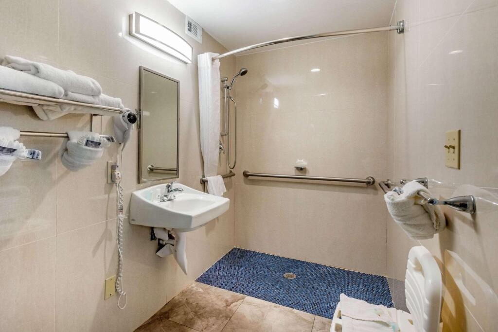 hotel image 16