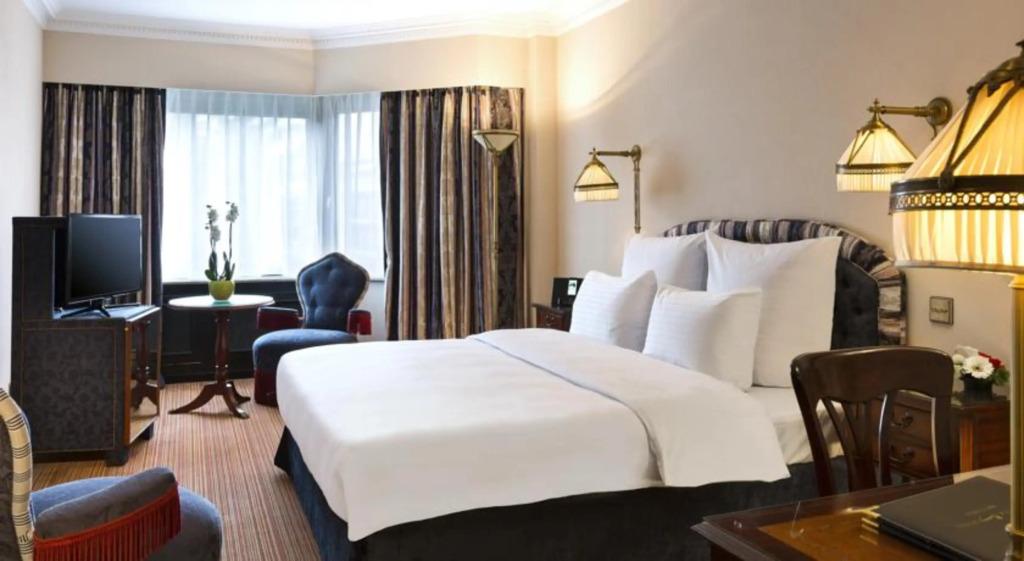 hotel image 11
