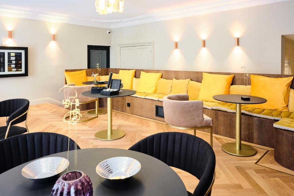 hotel image 11