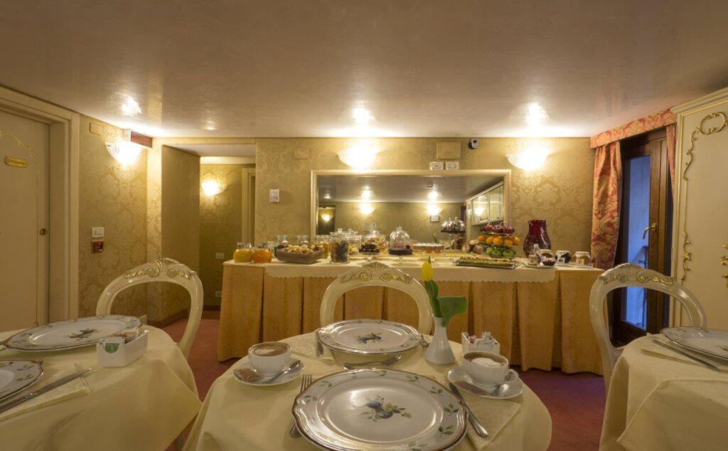 hotel image 16