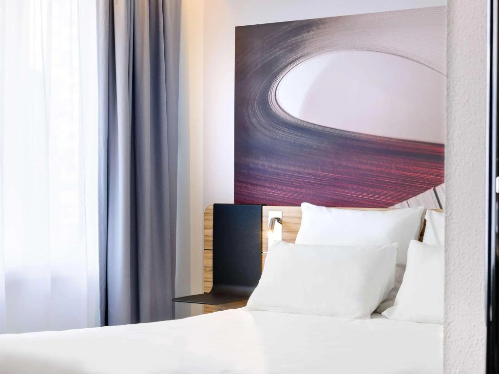 hotel image 12