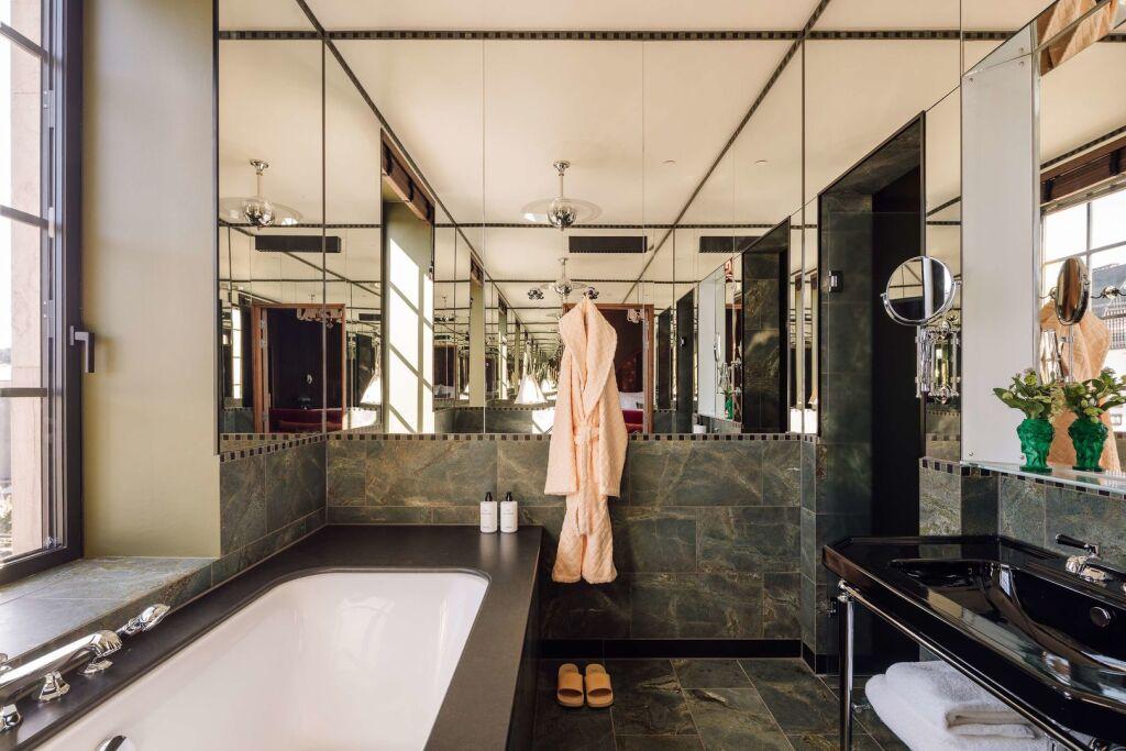 hotel image 35