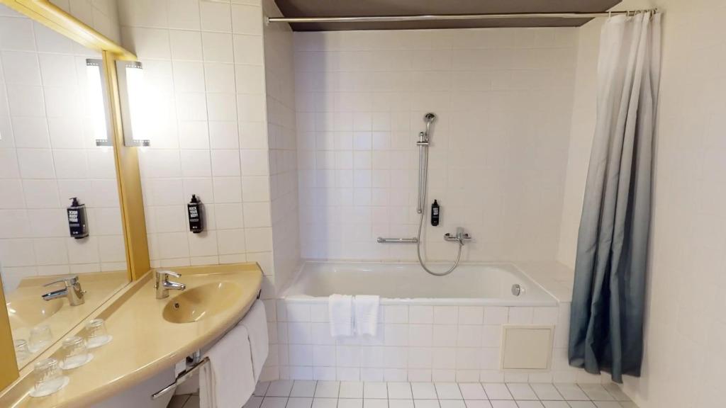 hotel image 10