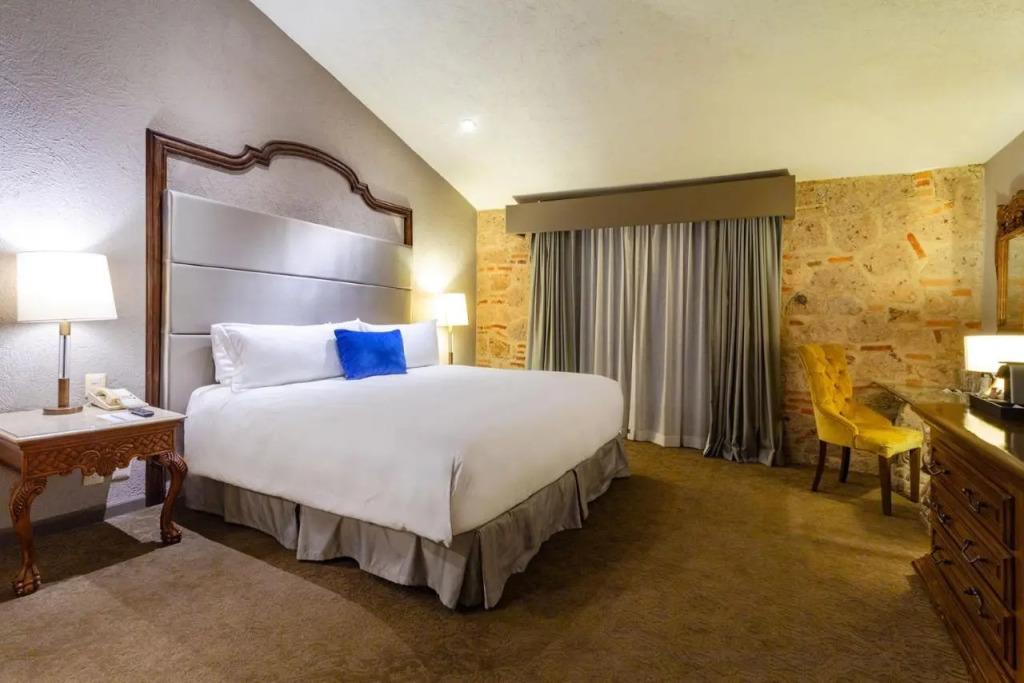 hotel image 16