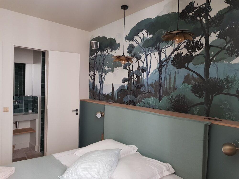 hotel image 16