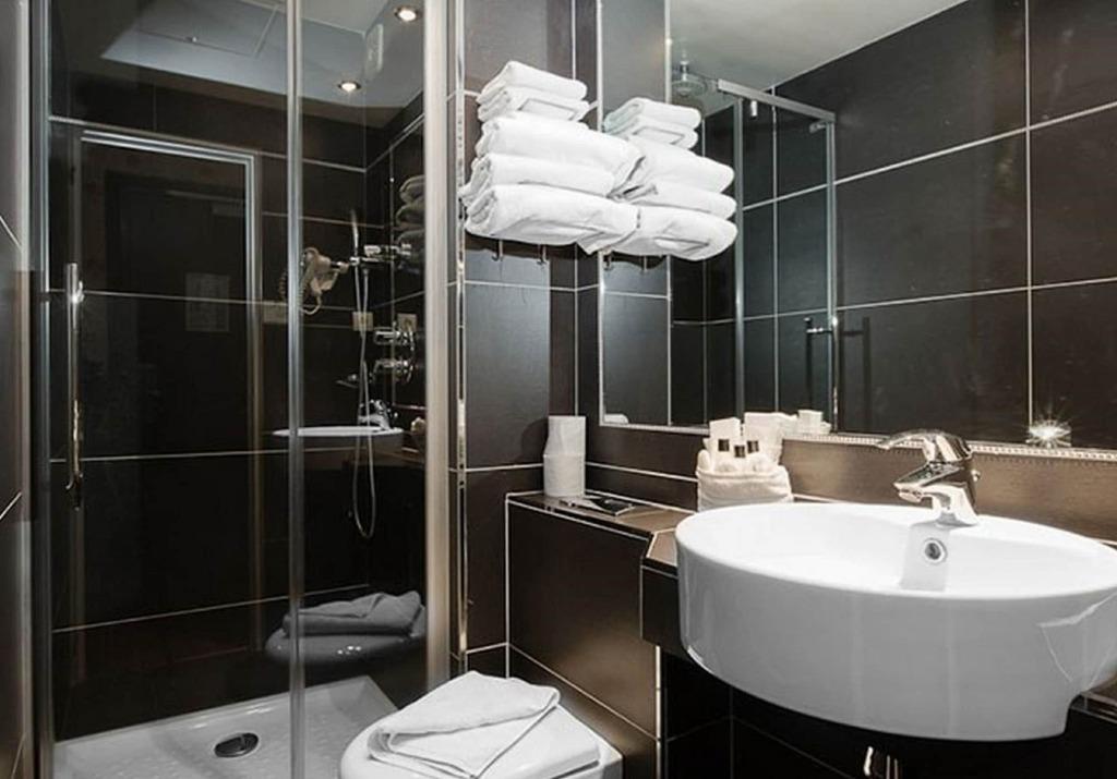 hotel image 16