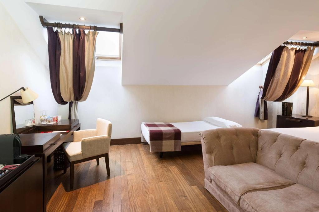 hotel image 12
