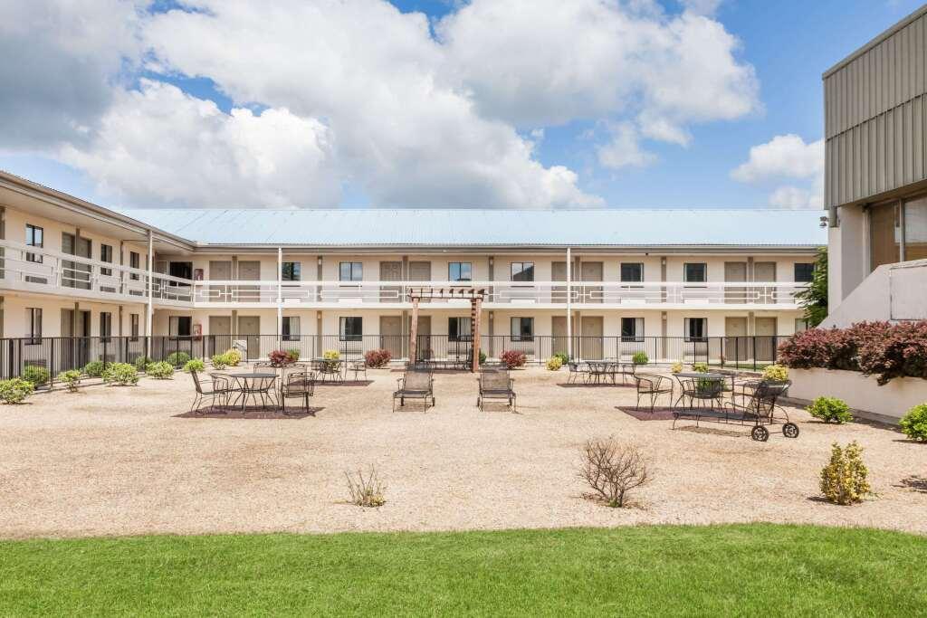 hotel image 11