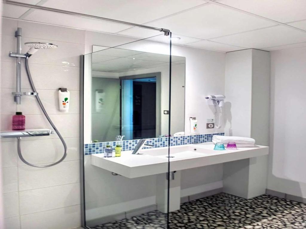 hotel image 16