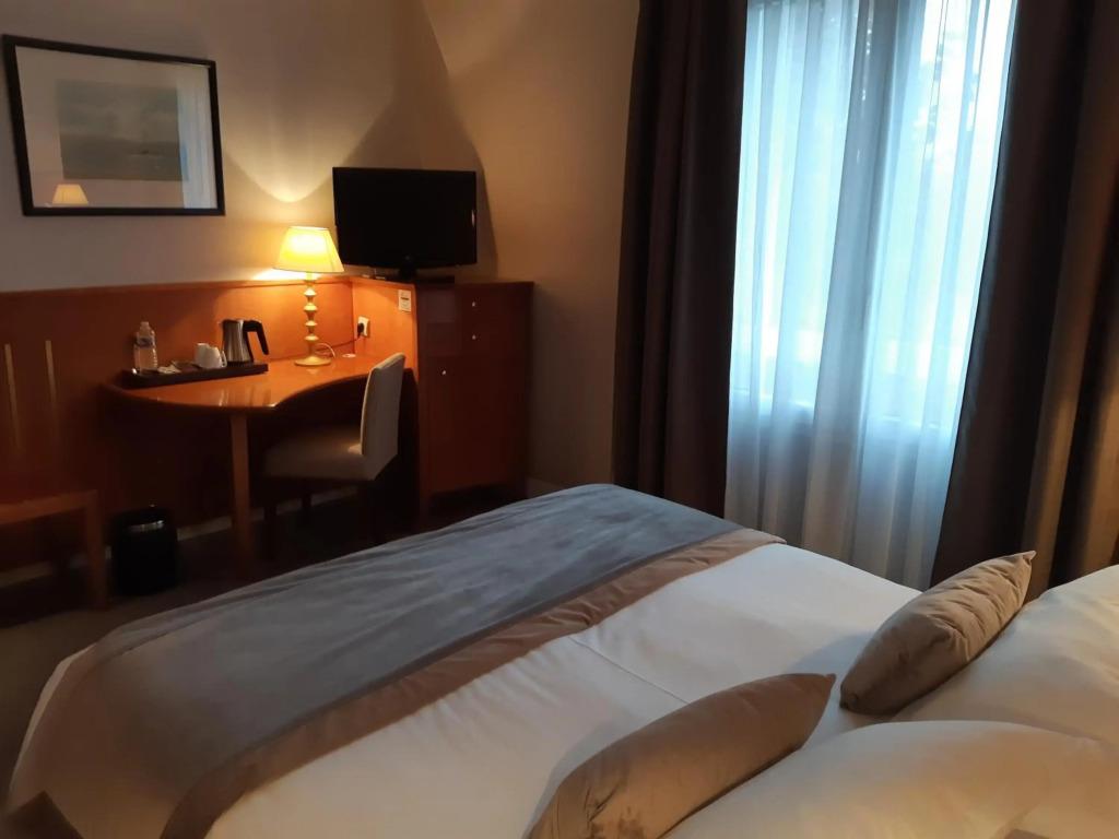 hotel image 12