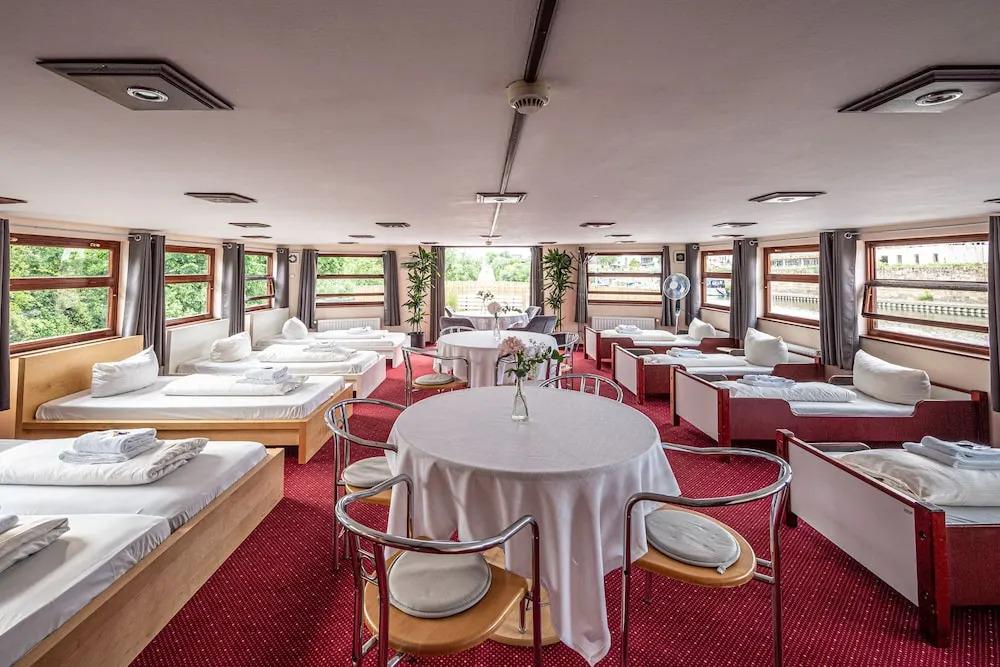 hotel image 35