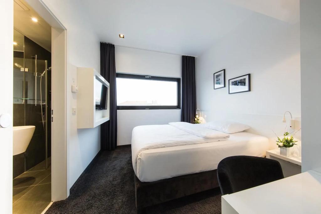 hotel image 8