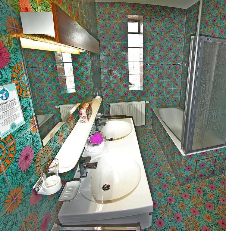 hotel image 16