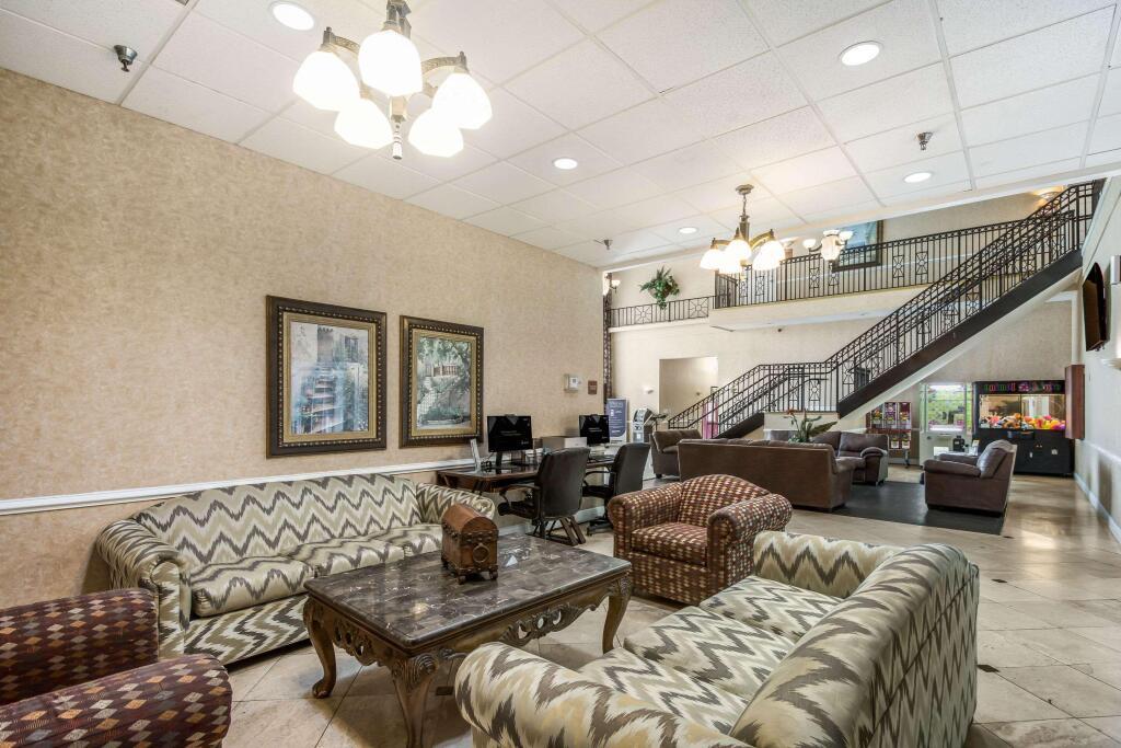 hotel image 18
