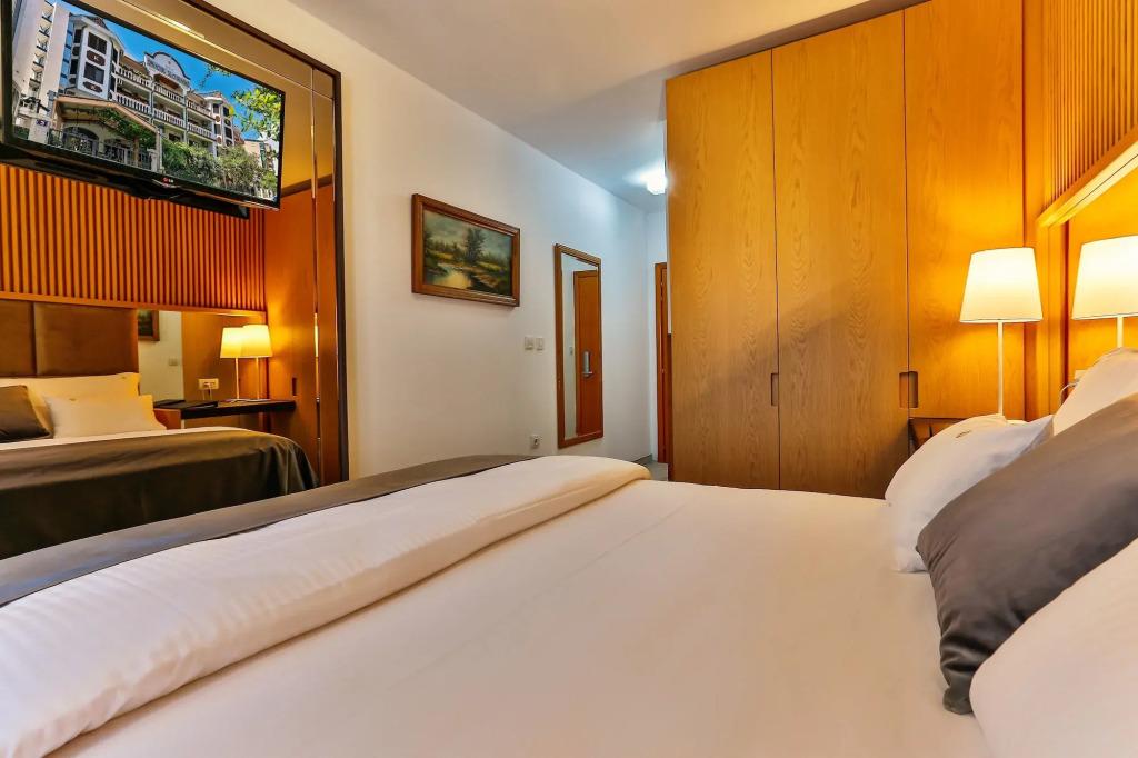 hotel image 16