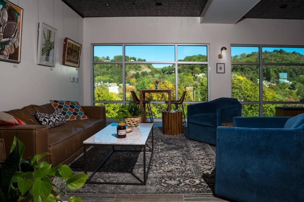 hotel image 36