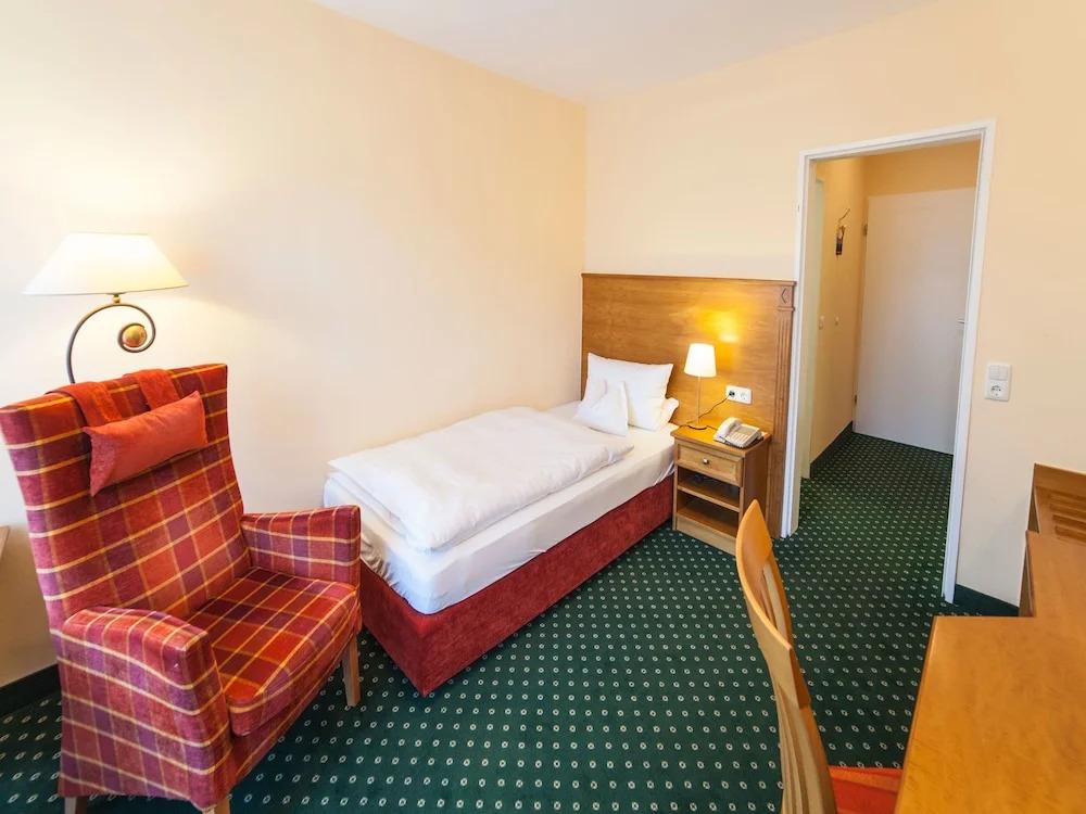 hotel image 13