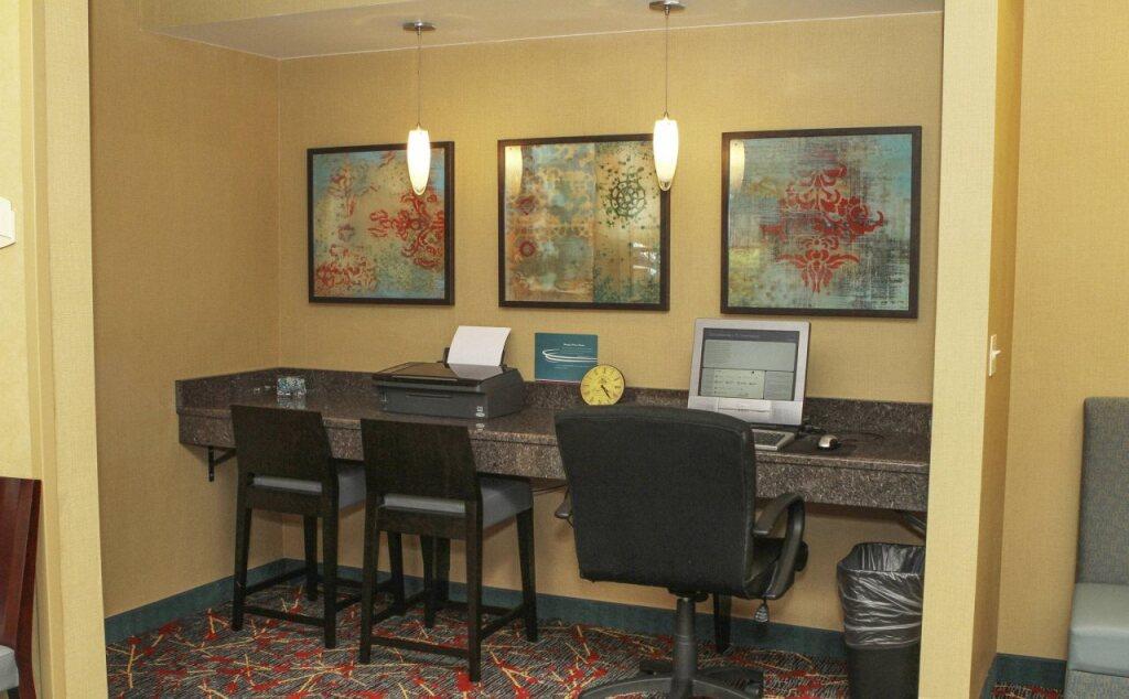 hotel image 13