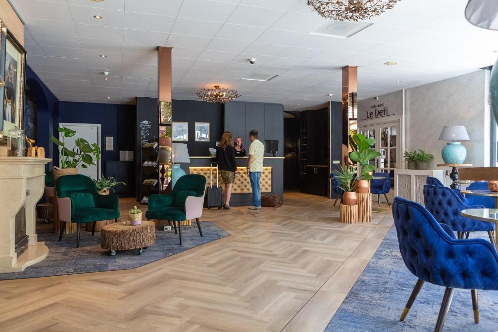 hotel image 13