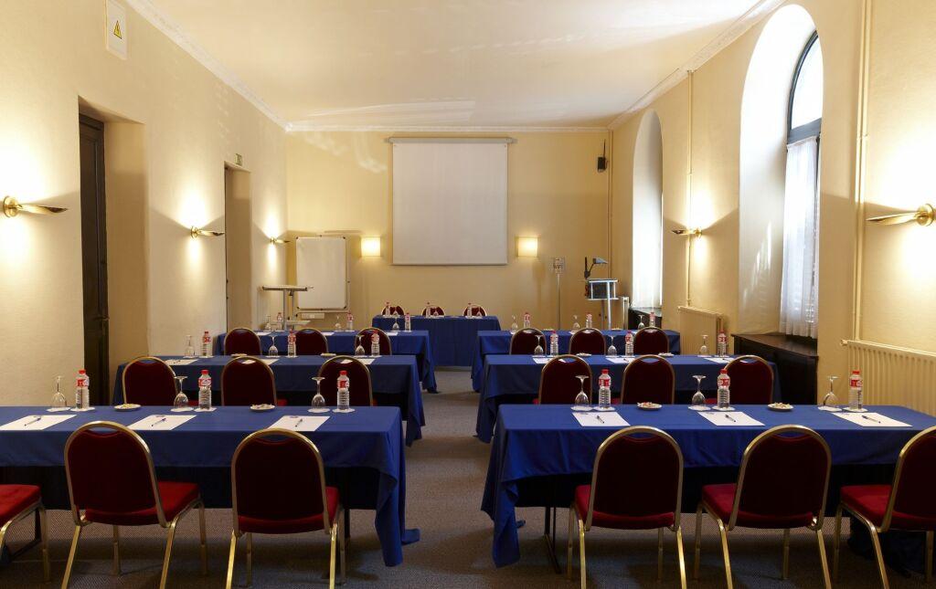 hotel image 10