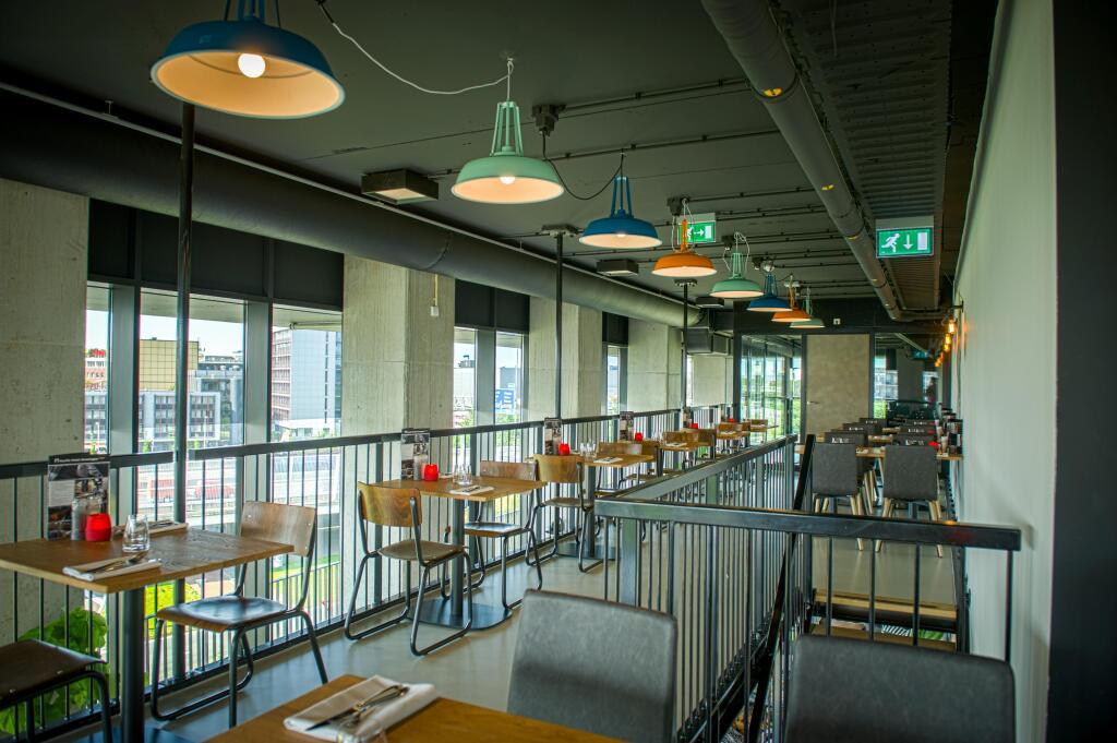 hotel image 10