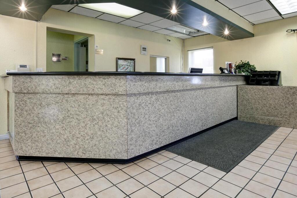 hotel image 10