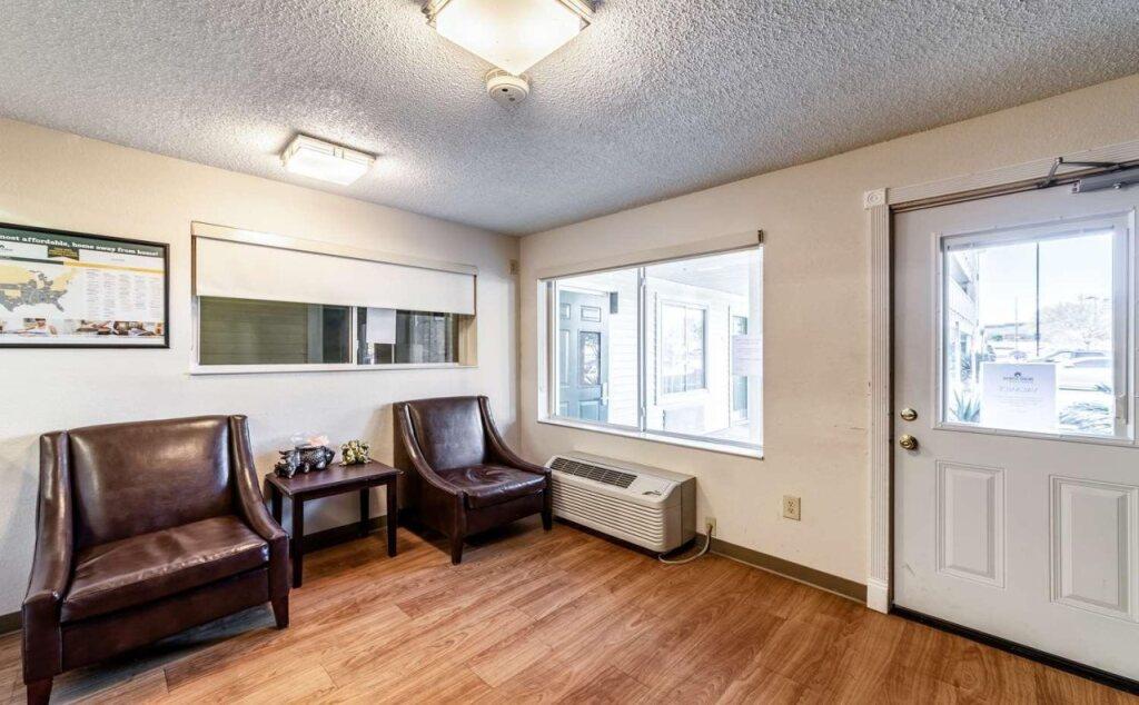 hotel image 8