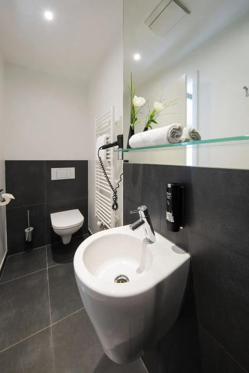 hotel image 16