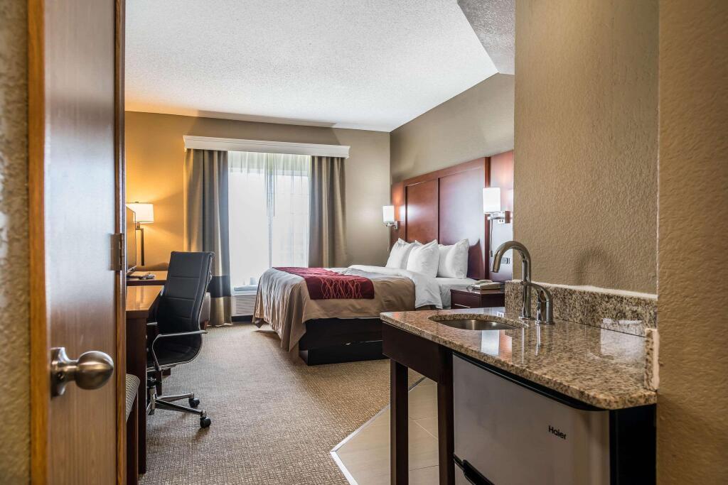 hotel image 11