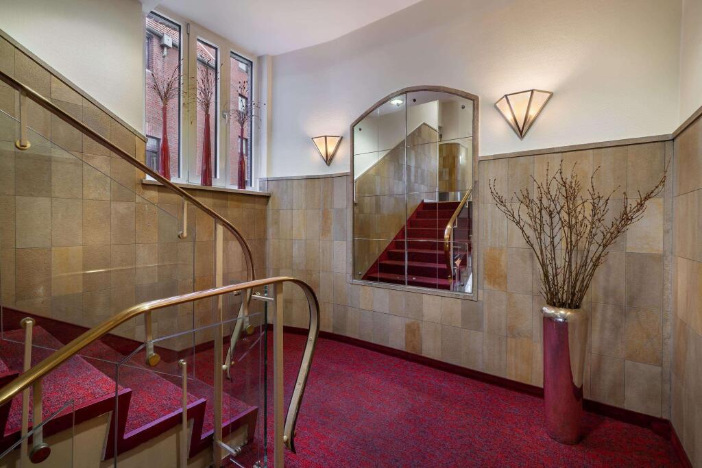 hotel image 10