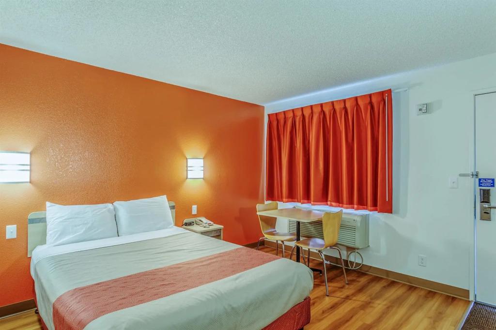 hotel image 13