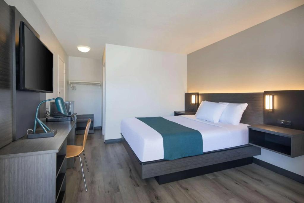 hotel image 12